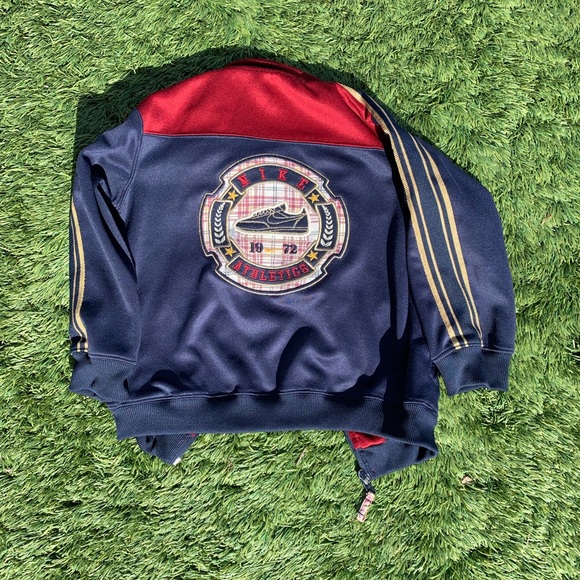 Nike jacket - Picture 4 of 4